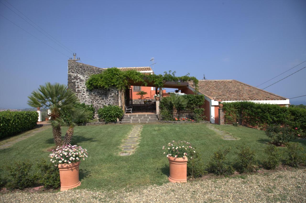 Agriturismo Le Case Di Civi Mascali Exterior foto